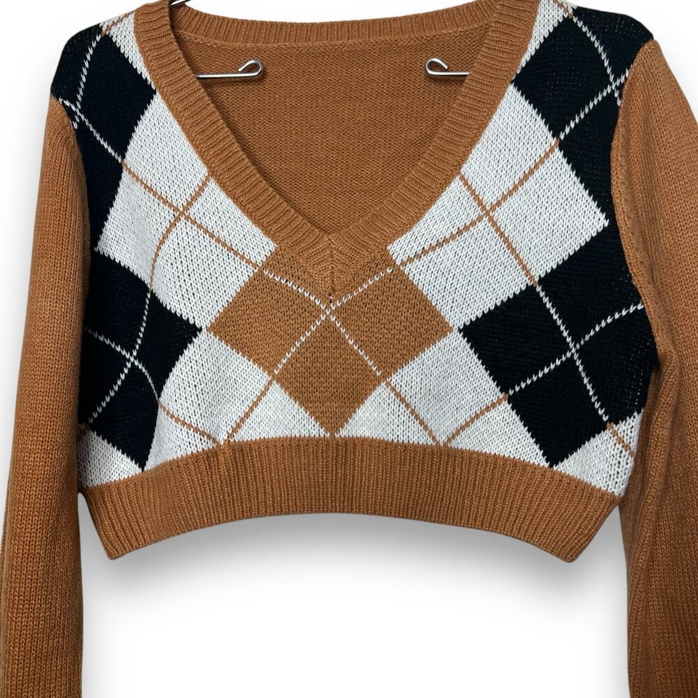 Shein Argyle Sweater Size Medium Preppy Tan Cropped Long Sleeve V Neck - Picture 4 of 8